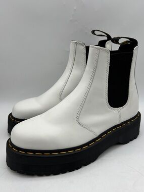 Dr. Martens 2976 Quad White Leather Platform Chelsea Boots Size Women’s 10